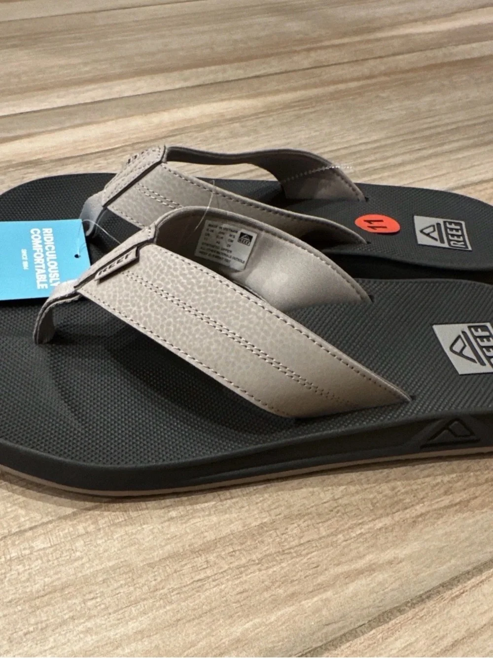 Reef Taupe and Black Men’s Sandals